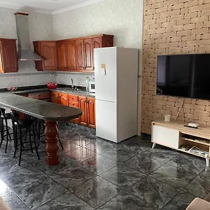 https://pico-lomito-house.in-canary-islands.com