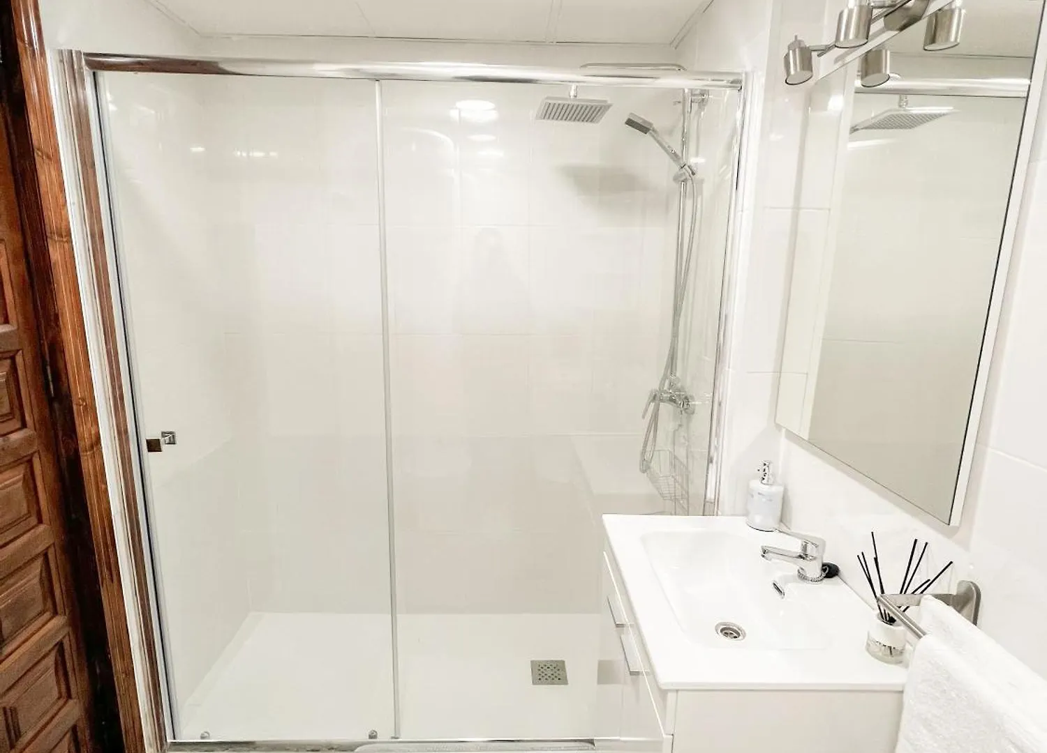 Apartamento Cozy And Bright Flat With Pool Torremolinos
