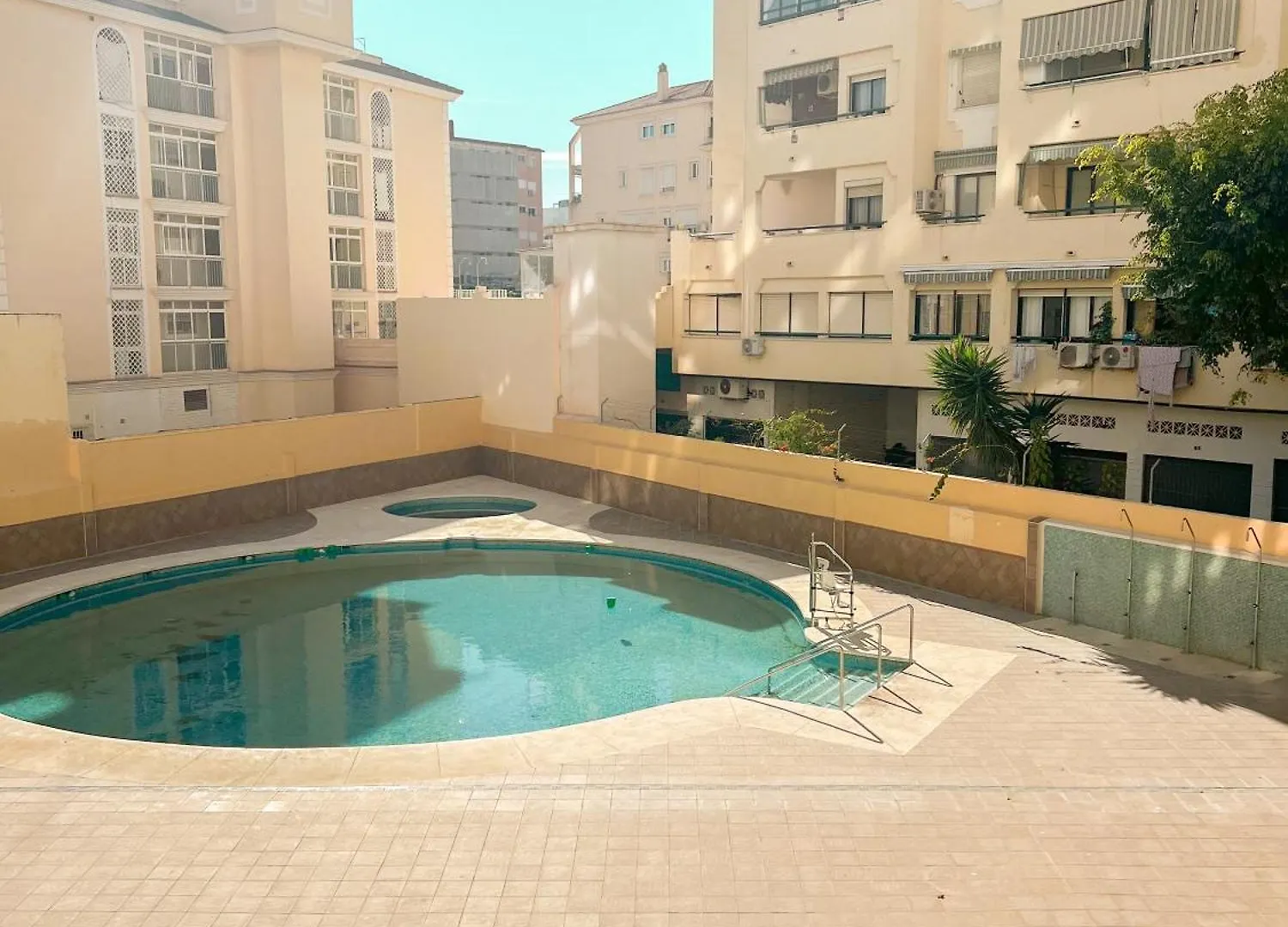 Cozy And Bright Flat With Pool Apartment Torremolinos Spain