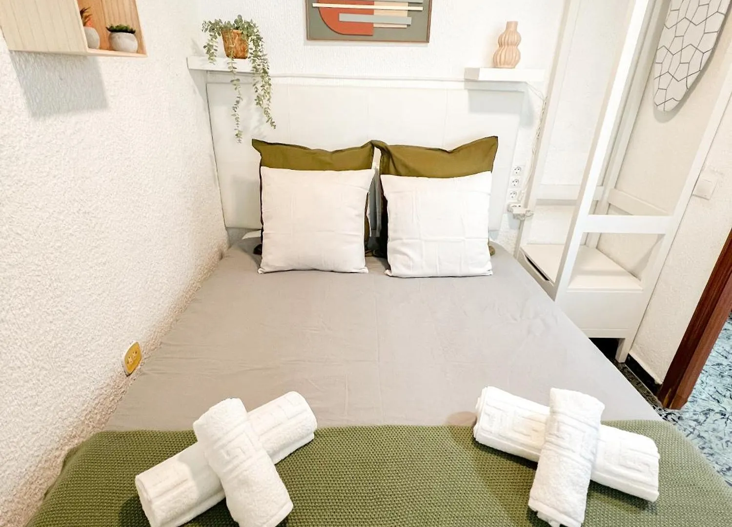 Cozy And Bright Flat With Pool Apartment Torremolinos Spain